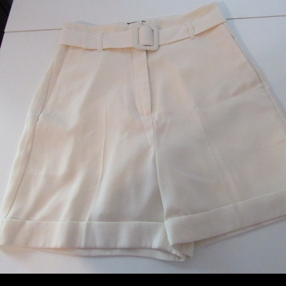Express Women's Midi Super High Rise Shorts - Picture 3 of 6